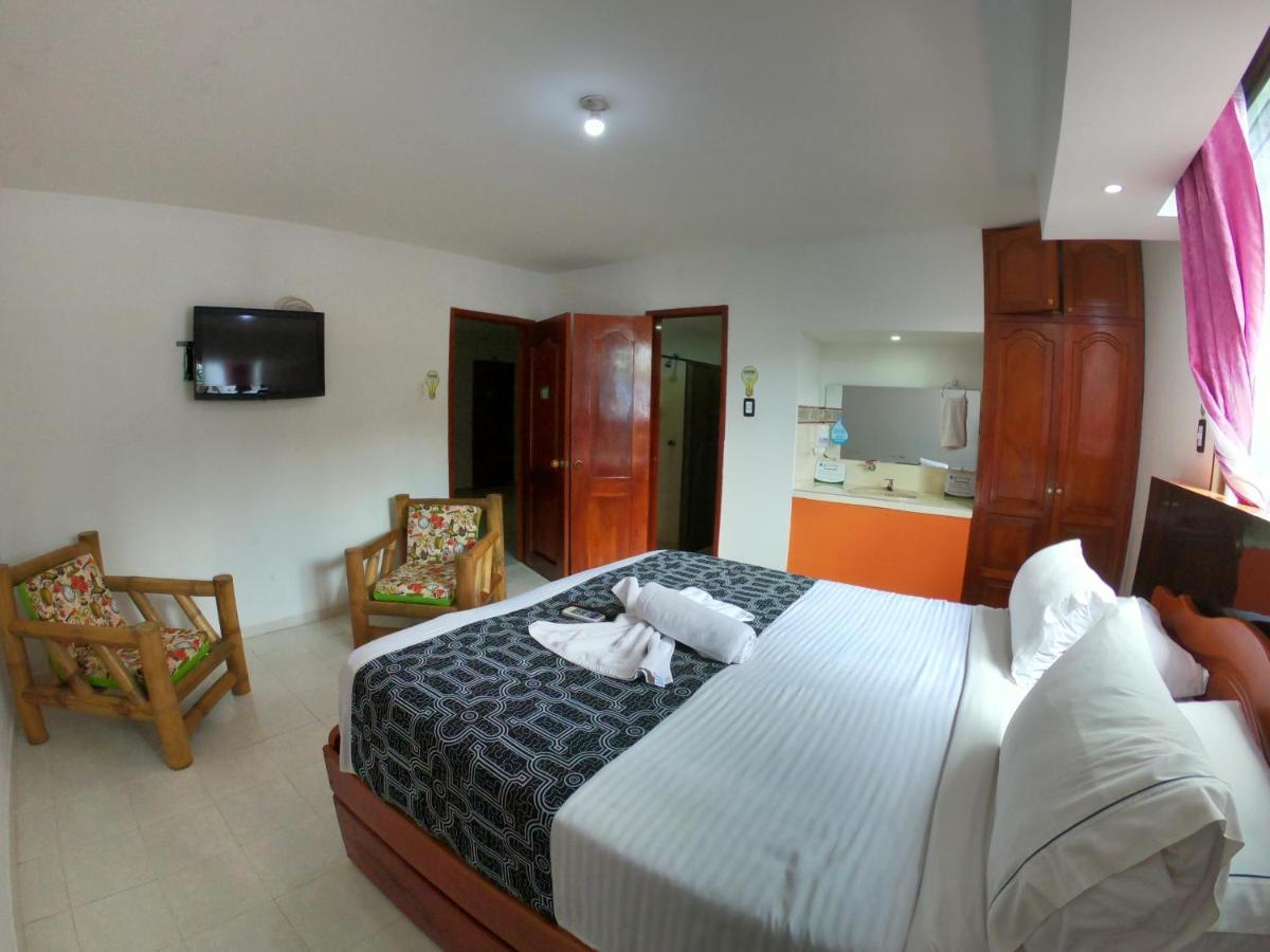 Hotel Yurupary Amazonas Летісія Екстер'єр фото