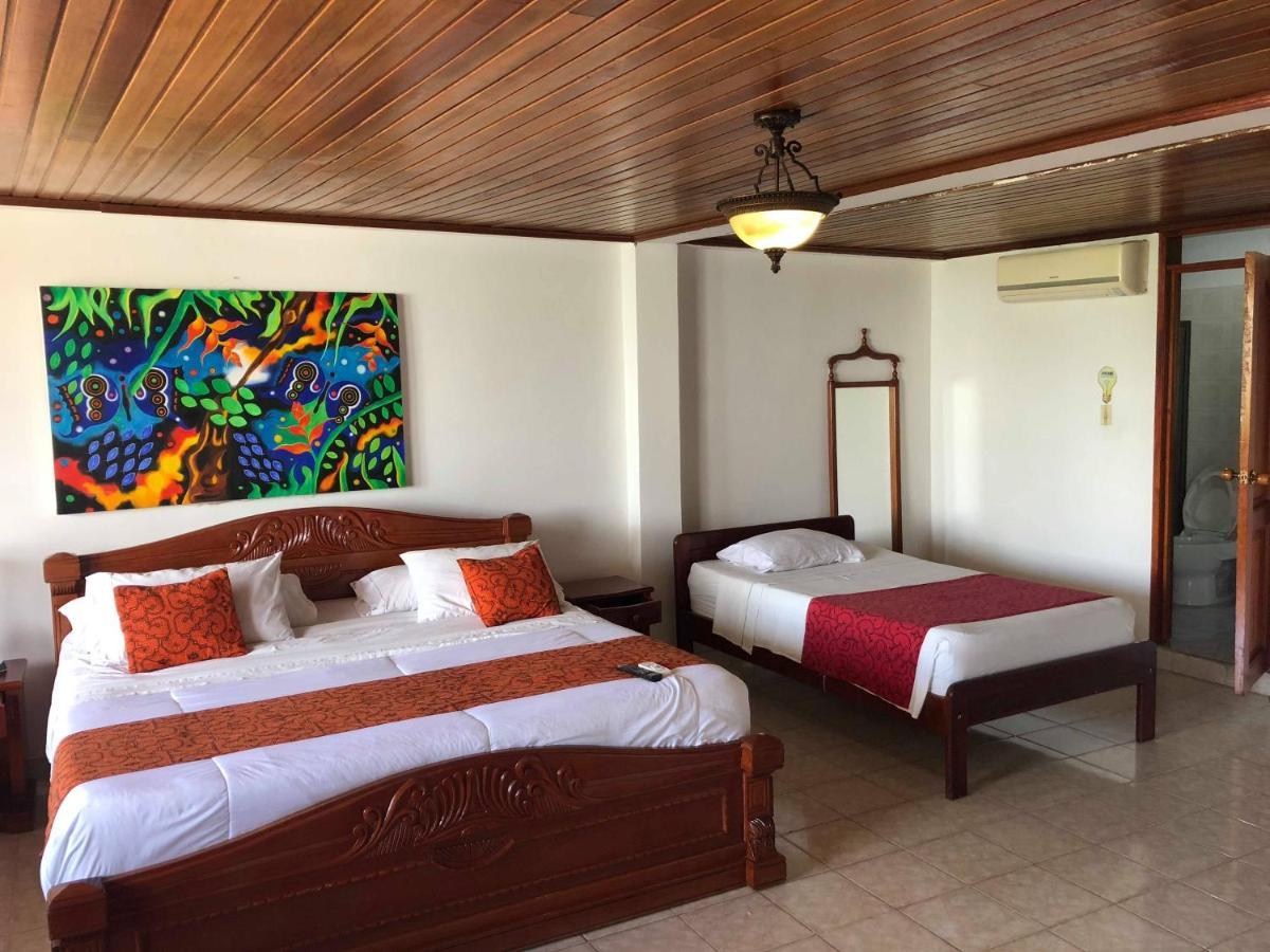 Hotel Yurupary Amazonas Летісія Екстер'єр фото
