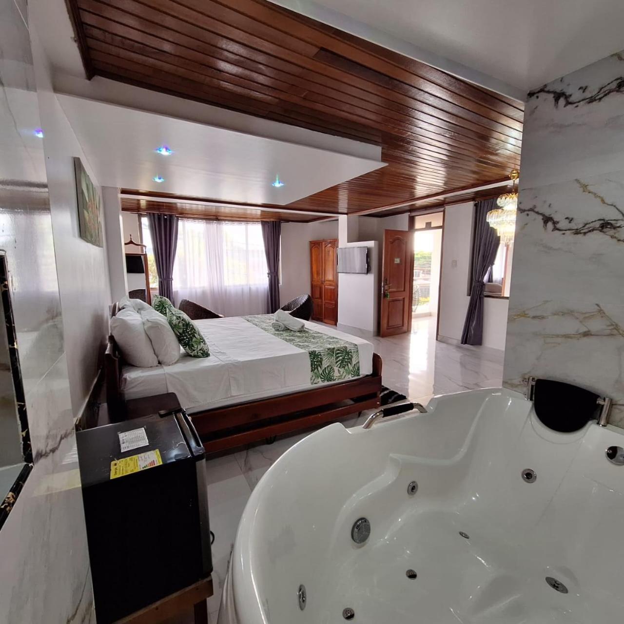 Hotel Yurupary Amazonas Летісія Екстер'єр фото
